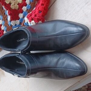 Tom McAn Leather Heeled Booties, Black,  NWOB, 7.5W